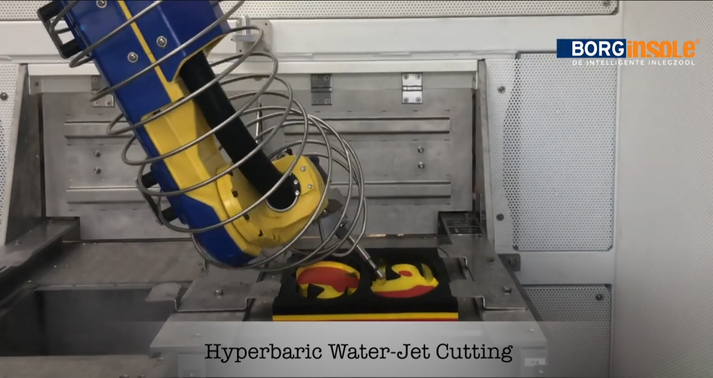Hyperbaric Water-Jet Cutting
